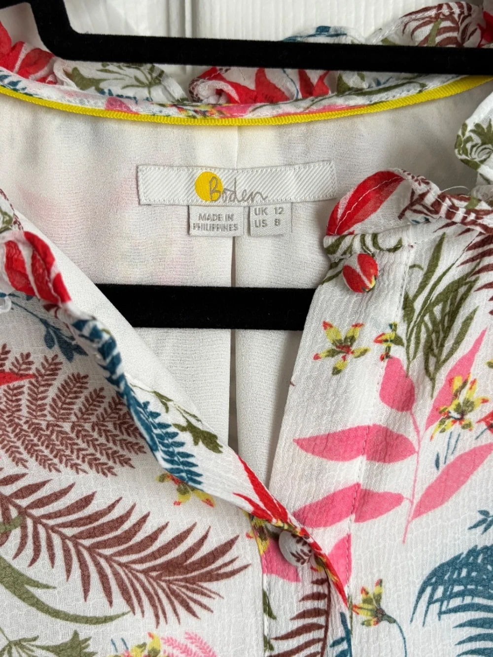 NWOT Boden Anastasia Safari Fern Floral Print Chiffon Smocked Cuff Blouse Size 8 - Picture 2 of 4